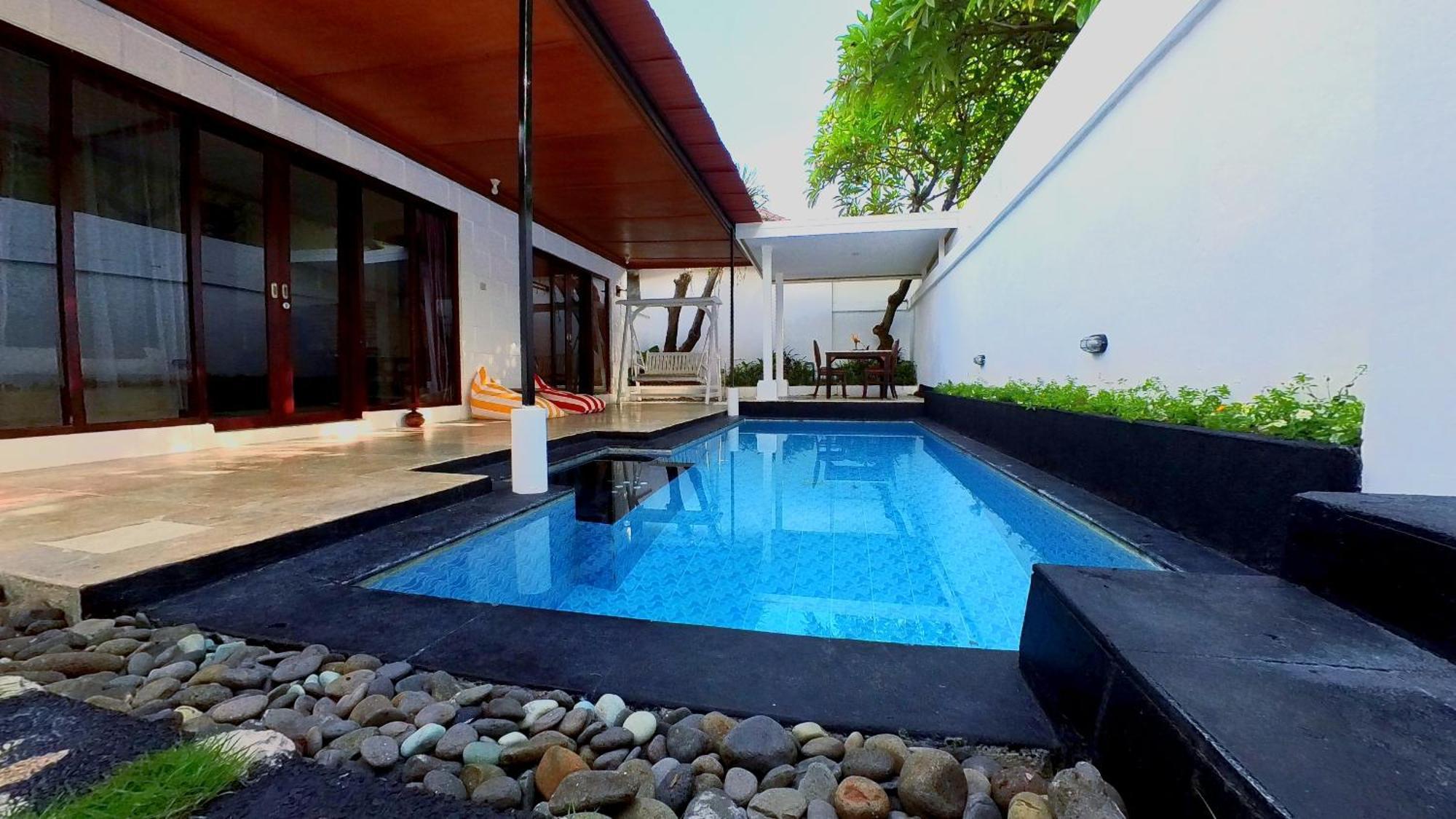 Private Pool Villas Kuta  Bagian luar foto