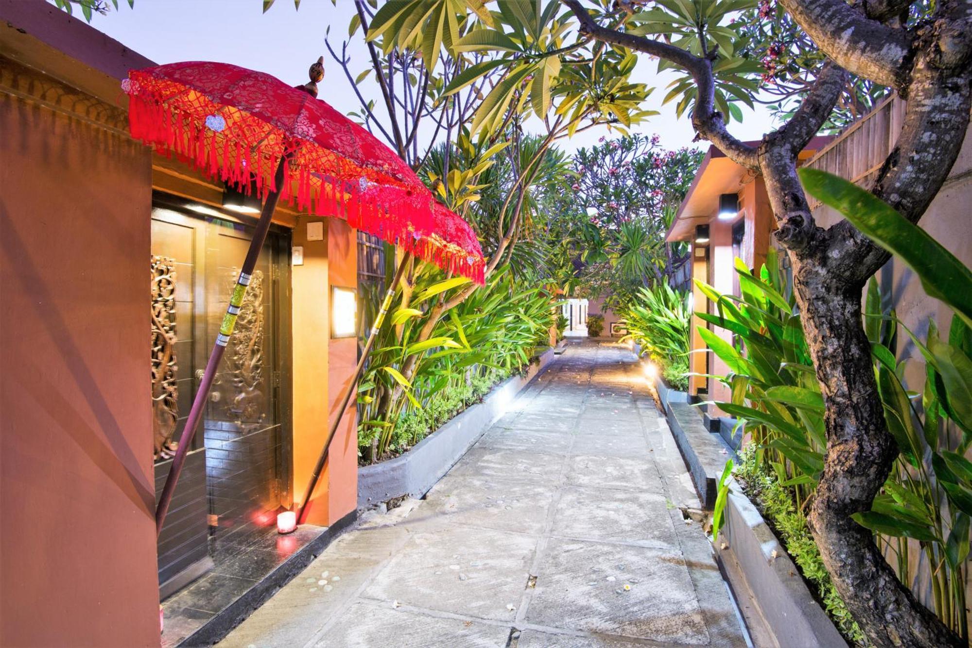 Private Pool Villas Kuta  Bagian luar foto